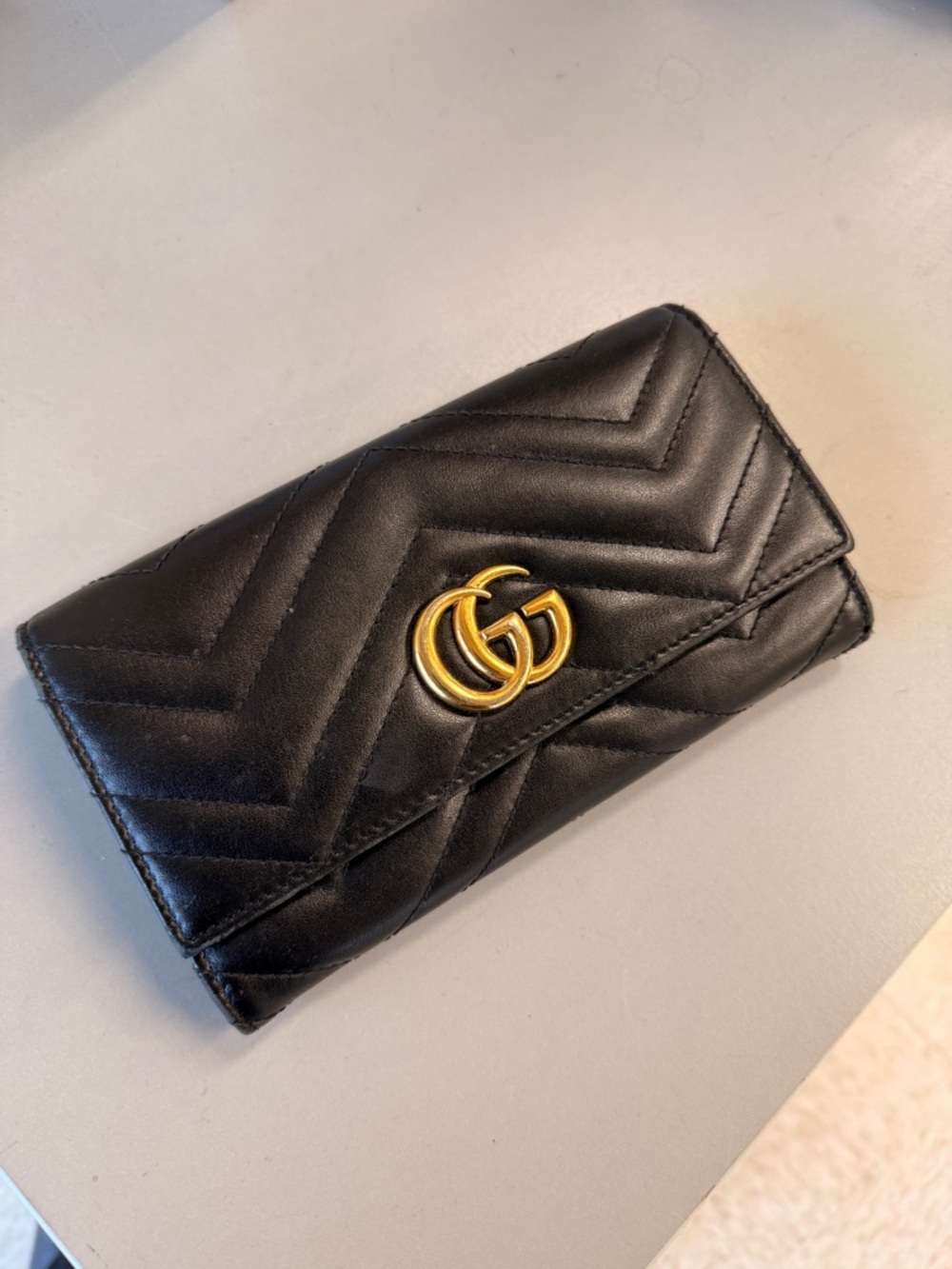 Authentic Gucci GG marmont continental wallet